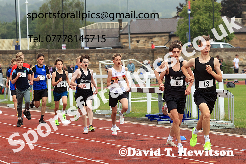 BBoys 1500 metres, 2025 Northumberland Schools Track and Fields, Wentworth, Hexham. Photo: David T. Hewitson/Sports for All Pics
